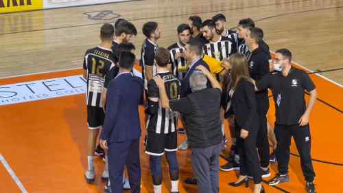 &Lambda;ί&gamma;&kappa; &Kappa;&alpha;&pi;: O &sigma;&omicron;&beta;&alpha;&rho;ό&sigmaf; &Pi;&alpha;&nu;&alpha;&theta;&eta;&nu;&alpha;&iota;&kappa;ό&sigmaf; &delta;&epsilon;&nu; ά&phi;&eta;&sigma;&epsilon; &pi;&epsilon;&rho;&iota;&theta;ώ&rho;&iota;&alpha; &sigma;&tau;&omicron;&nu; &Omicron;&Phi;&Eta; (VIDEO)