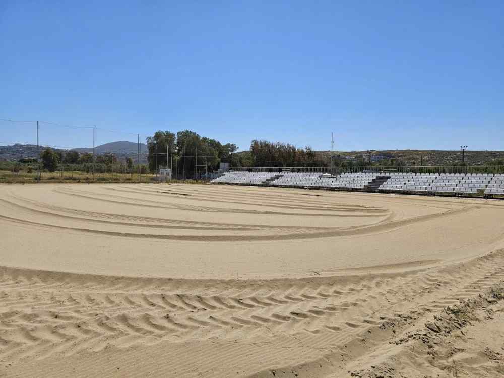 Karteros &Beta;each Sports Center: Έ&tau;&omicron;&iota;&mu;&omicron; &pi;&rho;&omicron;&sigmaf; &chi;&rho;ή&sigma;&eta;