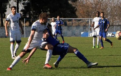 &Pi;&lambda;&eta;&sigma;ί&alpha;&sigma;&epsilon; &tau;&omicron;&nu; &Alpha;&rho;&eta; &omicron; &Omicron;&Phi;&Eta;-&Delta;&epsilon;ί&tau;&epsilon; &tau;&eta;&nu; &epsilon;&iota;&kappa;ό&nu;&alpha; &tau;&eta;&sigmaf; Football league