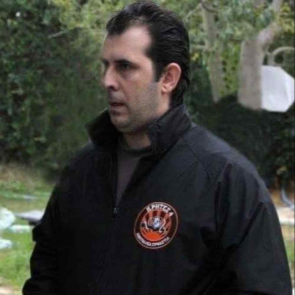 15 &chi;&rho;ό&nu;&iota;&alpha; &chi;&omega;&rho;ί&sigmaf; &tau;&omicron; &Theta;&omicron;&delta;&omega;&rho;ή