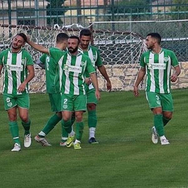&Kappa;&alpha;&lambda;&pi;ά&zeta;&epsilon;&iota; &gamma;&iota;&alpha; &tau;&eta;&nu; &Gamma;' &Epsilon;&theta;&nu;&iota;&kappa;ή &omicron; &Gamma;&iota;&omicron;ύ&chi;&tau;&alpha;&sigmaf;! (VIDEOS)