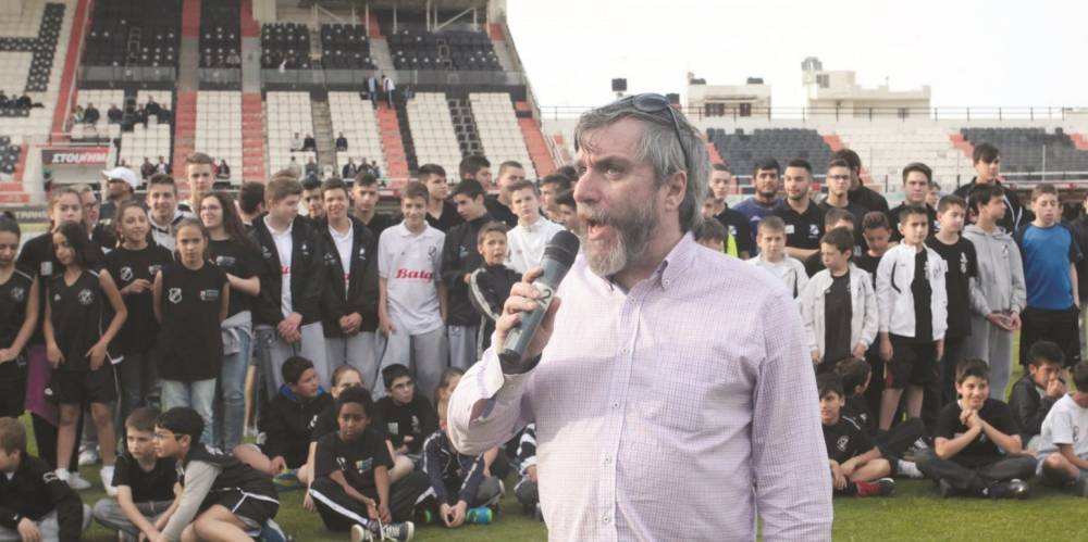 &Gamma;&iota;ά&nu;&nu;&eta;&sigmaf; &Delta;&alpha;&nu;&delta;ά&lambda;&eta;&sigmaf;: "&Sigma;&eta;&mu;&alpha;&nu;&tau;&iota;&kappa;ή &eta; &pi;&rho;&omicron;&sigma;&pi;ά&theta;&epsilon;&iota;&alpha; &pi;&omicron;&upsilon; &gamma;ί&nu;&epsilon;&tau;&alpha;&iota; &sigma;&tau;&omicron;&nu; &Omicron;&Phi;&Eta;"