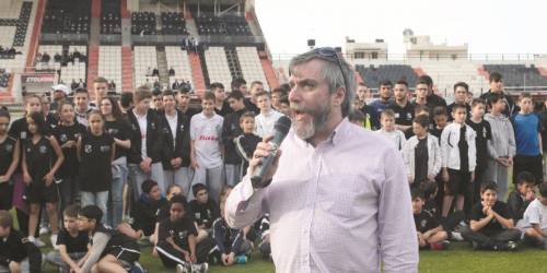 &Gamma;&iota;ά&nu;&nu;&eta;&sigmaf; &Delta;&alpha;&nu;&delta;ά&lambda;&eta;&sigmaf;: "&Sigma;&eta;&mu;&alpha;&nu;&tau;&iota;&kappa;ή &eta; &pi;&rho;&omicron;&sigma;&pi;ά&theta;&epsilon;&iota;&alpha; &pi;&omicron;&upsilon; &gamma;ί&nu;&epsilon;&tau;&alpha;&iota; &sigma;&tau;&omicron;&nu; &Omicron;&Phi;&Eta;"