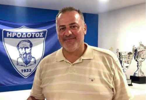 O &pi;&alpha;ί&kappa;&tau;&eta;&sigmaf; &lambda;ί&rho;&alpha;-&epsilon;&kappa;&alpha;&tau;ό &tau;&omicron;&upsilon; &chi;ά&rho;&iota;&sigma;&epsilon; &tau;&omicron;&nu; &tau;ί&tau;&lambda;&omicron;!