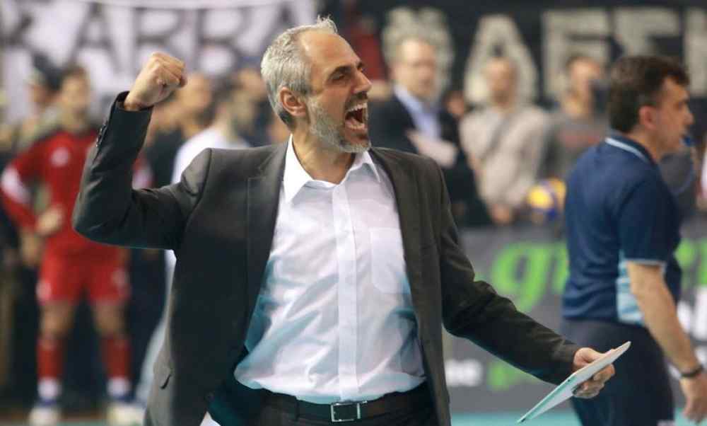 &Omicron;&iota; &pi;&rho;ώ&tau;&epsilon;&sigmaf; &delta;&eta;&lambda;ώ&sigma;&epsilon;&iota;&sigmaf; &tau;&omicron;&upsilon; &Gamma;&iota;ά&nu;&nu;&eta; &Kappa;&alpha;&lambda;&mu;&alpha;&zeta;ί&delta;&eta;: "&Pi;&rho;ό&kappa;&lambda;&eta;&sigma;&eta;, &omicron; &Omicron;&Phi;&Eta;"