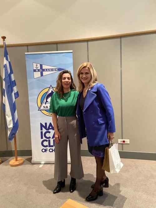 To EAKH &sigma;&tau;&eta;&nu; &gamma;&iota;&omicron;&rho;&tau;ή &tau;&omega;&nu; &kappa;&omicron;&rho;&upsilon;&phi;&alpha;ί&omega;&nu; &tau;&omicron;&upsilon; &Nu;&Omicron;&Chi;&alpha;&nu;ί&omega;&nu;