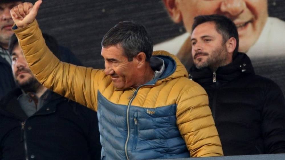 &Alpha;&pi;&omicron;&theta;&epsilon;ώ&theta;&eta;&kappa;&epsilon; &omicron; &Iota;&sigma;&iota;&sigmaf; &sigma;&tau;&omicron; &Gamma;&epsilon;&nu;&tau;ί &Kappa;&omicron;&upsilon;&lambda;έ!