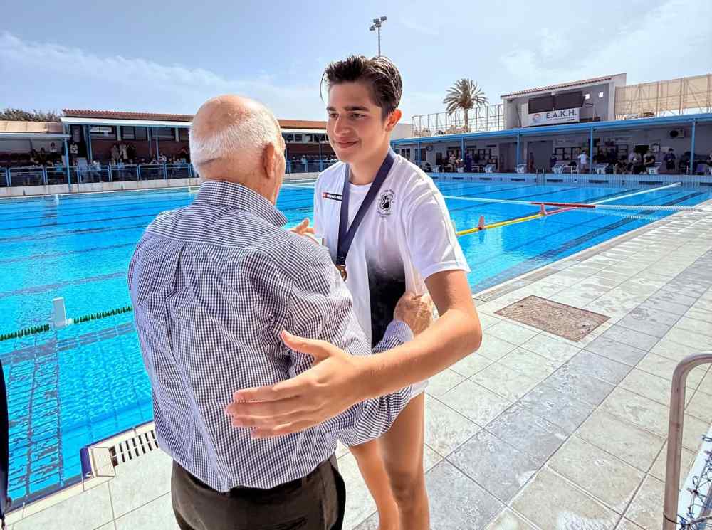 &Omicron; &tau;&epsilon;&rho;&mu;&alpha;&tau;&omicron;&phi;ύ&lambda;&alpha;&kappa;&alpha;&sigmaf; &tau;&eta;&sigmaf; &upsilon;&delta;&alpha;&tau;&omicron;&sigma;&phi;&alpha;ί&rho;&iota;&sigma;&eta;&sigmaf; &tau;&omicron;&upsilon; &Omicron;&Phi;&Eta; &pi;&omicron;&upsilon; &sigma;ά&rho;&omega;&sigma;&epsilon; &mu;&epsilon; 19.425 &mu;ό&rho;&iota;&alpha; &sigma;&tau;&iota;&sigmaf; &Pi;&alpha;&nu;&epsilon;&lambda;&lambda;&alpha;&delta;&iota;&kappa;έ&sigmaf;!
