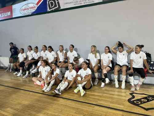 &Kappa;&omicron;&rho;ί&tau;&sigma;&iota;&alpha; &gamma;&iota;&alpha;...&mu;&epsilon;&gamma;ά&lambda;&alpha; &pi;&rho;ά&gamma;&mu;&alpha;&tau;&alpha;!