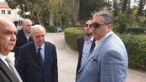 &Eta; &pi;&alpha;&rho;ά&tau;&alpha;&sigma;&eta; &sigma;&tau;&eta;&nu; &alpha;&gamma;&omega;&nu;ί&alpha; &tau;&omicron;&upsilon; &Omicron;&Phi;&Eta; &kappa;&alpha;&iota; &eta; &alpha;&lambda;&lambda;&alpha;&gamma;ή &sigma;&tau;&omicron; &nu;&omicron;&mu;&iota;&kappa;ό &epsilon;&pi;&iota;&tau;&epsilon;&lambda;&epsilon;ί&omicron;