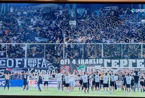 &Omicron;&Phi;&Eta;-&Alpha;&Epsilon;&Kappa;: &Pi;&rho;&omicron;&tau;&epsilon;&rho;&alpha;&iota;ό&tau;&eta;&tau;&alpha; &sigma;&tau;&omicron;&upsilon;&sigmaf; &phi;&iota;&lambda;ά&theta;&lambda;&omicron;&upsilon;&sigmaf; &tau;&omicron;&upsilon; &Omicron;&Phi;&Eta;