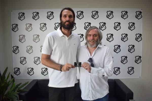 45.440 &epsilon;&upsilon;&chi;&alpha;&rho;&iota;&sigma;&tau;ώ &alpha;&pi;&omicron; &tau;&omicron;&nu; &Epsilon;&rho;&alpha;&sigma;&iota;&tau;έ&chi;&nu;&eta; &Omicron;&Phi;&Eta;