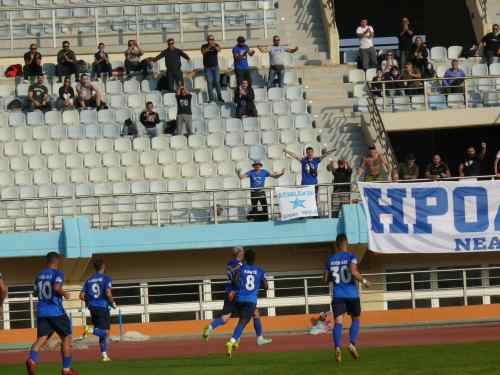 &Sigma;&omicron;ύ&pi;&epsilon;&rho; &Lambda;&iota;&gamma;&kappa; 2: &Alpha;&sigma;&chi;&eta;&mu;&eta; &pi;&rho;&epsilon;&mu;&iota;έ&rho;&alpha; &gamma;&iota;&alpha; &tau;&iota;&sigmaf; &kappa;&rho;&eta;&tau;&iota;&kappa;έ&sigmaf; &omicron;&mu;ά&delta;&epsilon;&sigmaf;-&Omicron;&lambda;&alpha; &tau;&alpha; &alpha;&pi;&omicron;&tau;&epsilon;&lambda;έ&sigma;&mu;&alpha;&tau;&alpha;