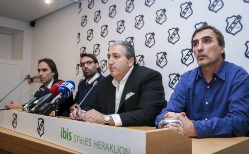 &Sigma;&tau;&eta;&nu; &Epsilon;&lambda;&lambda;ά&delta;&alpha; &omicron; &Mu;&iota;&chi;. &Mu;&pi;&omicron;ύ&sigma;&eta;&sigmaf; &mu;&epsilon;&tau;ά &tau;&eta;&nu; &alpha;&pi;ό&phi;&alpha;&sigma;&eta; &upsilon;&pi;&omicron;&beta;&iota;&beta;&alpha;&sigma;&mu;&omicron;ύ &tau;&omicron;&upsilon; &Omicron;&Phi;&Eta;-&Tau;&iota; &alpha;&pi;&omicron;&kappa;ά&lambda;&upsilon;&psi;&epsilon; &omicron; &Gamma;&iota;ά&nu;&nu;&eta;&sigmaf; &Sigma;&alpha;&mu;&alpha;&rho;ά&sigmaf;