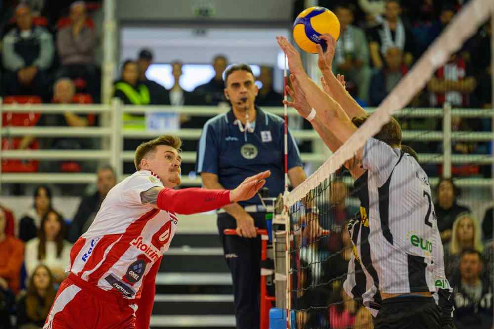 &Omicron;&Phi;&Eta;-&Omicron;&lambda;&upsilon;&mu;&pi;&iota;&alpha;&kappa;ό&sigmaf; 1-3 : &Delta;&epsilon;ί&tau;&epsilon; &sigma;&tau;&iota;&gamma;&mu;&iota;ό&tau;&upsilon;&pi;&alpha; &alpha;&pi;&omicron; &tau;&omicron;&nu; &eta;&mu;&iota;&tau;&epsilon;&lambda;&iota;&kappa;ό &Kappa;&upsilon;&pi;έ&lambda;&lambda;&omicron;&upsilon; (VIDEO)