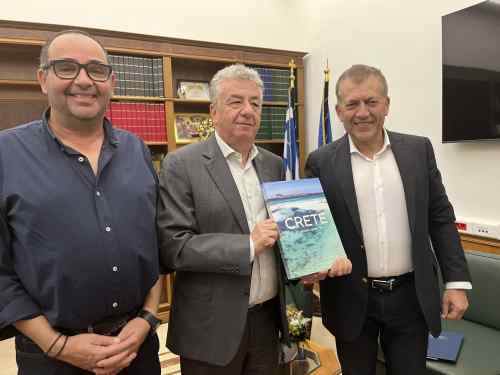 &Gamma;&iota;ά&nu;&nu;&eta;&sigmaf; &Beta;&rho;&omicron;ύ&tau;&sigma;&eta;&sigmaf;: &Alpha;&nu;&alpha;&kappa;&omicron;ί&nu;&omega;&sigma;&epsilon; &nu;έ&alpha; &pi;&iota;&sigma;ί&nu;&alpha; &sigma;&tau;&omicron; &Eta;&rho;ά&kappa;&lambda;&epsilon;&iota;&omicron; &kappa;&alpha;&iota; έ&rho;&gamma;&alpha; ύ&psi;&omicron;&upsilon;&sigmaf; 2,3 &epsilon;&kappa;. &epsilon;&upsilon;&rho;ώ!
