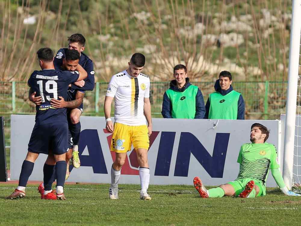 H ή&tau;&tau;&alpha; &tau;&omicron;&upsilon; &Epsilon;&rho;&gamma;&omicron;&tau;έ&lambda;&eta; &kappa;&alpha;&iota; &tau;&omicron; &delta;&iota;&pi;&lambda;ό &tau;&omicron;&upsilon; &Omicron;&Phi;&Iota; (VIDEO)