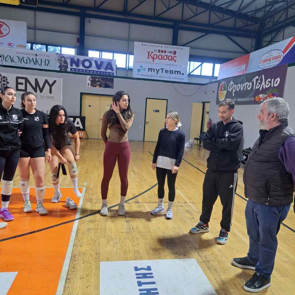 &Omicron; &Gamma;&iota;ά&nu;&nu;&eta;&sigmaf; &Delta;&alpha;&nu;&delta;ά&lambda;&eta;&sigmaf; &sigma;&tau;&eta;&nu; &pi;&rho;&omicron;&pi;ό&nu;&eta;&sigma;&eta; &tau;&omega;&nu; &kappa;&omicron;&rho;&iota;&tau;&sigma;&iota;ώ&nu; &tau;&omicron;&upsilon; &Omicron;&Phi;&Eta;: "Έ&chi;&epsilon;&tau;&epsilon; &tau;&eta; &mu;&epsilon;&gamma;ά&lambda;&eta; &epsilon;&upsilon;&kappa;&alpha;&iota;&rho;ί&alpha;, &nu;&alpha; &gamma;&rho;ά&psi;&epsilon;&tau;&epsilon; &iota;&sigma;&tau;&omicron;&rho;ί&alpha;"