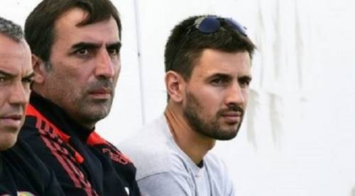 &Beta;&rho;έ&theta;&eta;&kappa;&epsilon; &kappa;&alpha;&iota; &omicron; &beta;&omicron;&eta;&theta;ό&sigmaf; &tau;&omicron;&upsilon; &Sigma;ί&mu;&omicron;&upsilon; &sigma;&tau;&omicron;&nu; &Omicron;&Phi;&Eta;; &Beta;&omicron;&upsilon;ί&zeta;&epsilon;&iota; &eta; &pi;&iota;ά&tau;&sigma;&alpha;