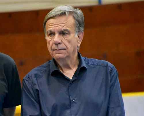 &Delta;&eta;&mu;ή&tau;&rho;&eta;&sigmaf; &Alpha;&pi;&omicron;&sigma;&tau;&omicron;&lambda;ά&kappa;&eta;&sigmaf;: "O O&Phi;&Eta; &kappa;&alpha;&iota; &eta; &Kappa;&rho;ή&tau;&eta; &alpha;&xi;ί&zeta;&omicron;&upsilon;&nu; έ&nu;&alpha; &nu;έ&omicron; &sigma;ύ&gamma;&chi;&rho;&omicron;&nu;&omicron; &gamma;ή&pi;&epsilon;&delta;&omicron;"
