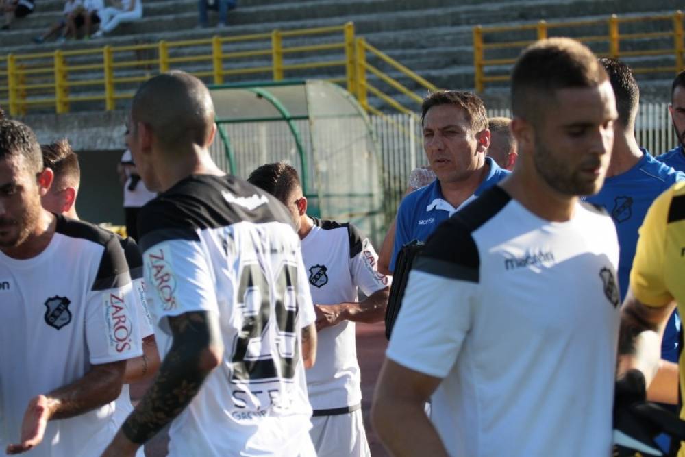 &Pi;&omicron;&iota;ό&tau;&eta;&tau;&alpha;, &tau;&alpha;&chi;ύ&tau;&eta;&tau;&alpha; &kappa;&alpha;&iota;...&chi;&alpha;&mu;ό&gamma;&epsilon;&lambda;&alpha; &alpha;&pi;&omicron; &tau;&omicron;&nu; "&Pi;&alpha;&pi;" &gamma;&iota;&alpha; &tau;&omicron;&nu; &Omicron;&Phi;&Eta;!