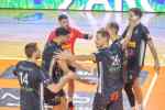 M&epsilon; &delta;&upsilon;&omicron; &Kappa;&rho;&eta;&tau;&iota;&kappa;ό&pi;&omicron;&upsilon;&lambda;&alpha; &beta;&alpha;&sigma;&iota;&kappa;&omicron;ύ&sigmaf; &omicron; &Omicron;&Phi;&Eta; &nu;έ&alpha; &nu;ί&kappa;&eta; 3-0 &tau;&omicron;&nu; &Pi;&alpha;&nu;&iota;ώ&nu;&iota;&omicron;: O&iota; &delta;&eta;&lambda;ώ&sigma;&epsilon;&iota;&sigmaf; &alpha;&pi;&omicron; &tau;&omicron; &nu;έ&omicron; &theta;&rho;ί&alpha;&mu;&beta;&omicron;!