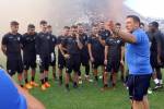 &Omicron;&iota; &epsilon;&kappa;&lambda;&epsilon;&kappa;&tau;&omicron;ί &tau;&omicron;&upsilon; &Pi;&alpha;&pi;&alpha;&delta;ό&pi;&omicron;&upsilon;&lambda;&omicron;&upsilon; &gamma;&iota;&alpha; &tau;&omicron; &pi;&alpha;&iota;&chi;&nu;ί&delta;&iota; &mu;&epsilon; &tau;&eta;&nu; &Alpha;&Epsilon;&Kappa;