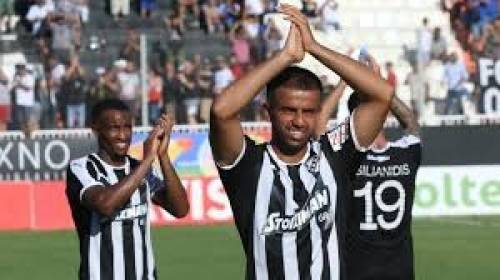 To&nu; &sigma;ό&kappa;&alpha;&rho;&epsilon; έ&nu;&alpha;&sigmaf; &Eta;&rho;&alpha;&kappa;&lambda;&epsilon;&iota;ώ&tau;&eta;&sigmaf;