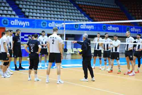 Allwyn Final-4: &Sigma;&tau;&eta; &Lambda;ά&rho;&iota;&sigma;&alpha; &omicron; &Omicron;&Phi;&Eta; &gamma;&iota;&alpha; &tau;&omicron;&nu; &eta;&mu;&iota;&tau;&epsilon;&lambda;&iota;&kappa;ό &mu;&epsilon; &tau;&omicron;&nu; &Pi;&alpha;&nu;&alpha;&theta;&eta;&nu;&alpha;ϊ&kappa;ό (&Phi;&Omega;&Tau;&Omicron;&Gamma;&Rho;&Alpha;&Phi;&Iota;&Epsilon;&Sigma;)