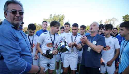 &Delta;&epsilon;ύ&tau;&epsilon;&rho;&omicron;&iota; &sigma;&tau;&eta;&nu; &Epsilon;&lambda;&lambda;ά&delta;&alpha; &omicron;&iota; U16 &tau;&eta;&sigmaf; &Epsilon;&Pi;&Sigma;&Eta;-VIDEOS &alpha;&pi;&omicron; &tau;&omicron;&nu; &tau;&epsilon;&lambda;&iota;&kappa;ό