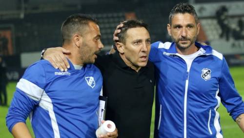 &Tau;&iota; &epsilon;ί&pi;&epsilon; &omicron; "&Pi;&alpha;&pi;" &gamma;&iota;&alpha; &Omicron;&Phi;&Eta;, &Pi;&Alpha;&Omicron; &kappa;&alpha;&iota; &Gamma;&iota;ά&nu;&nu;&eta; &Sigma;&alpha;&mu;&alpha;&rho;ά! (VIDEO)