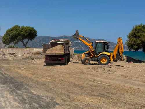 &Sigma;&tau;&omicron; &phi;&omicron;&upsilon;&lambda; &omicron;&iota; &mu;&eta;&chi;&alpha;&nu;έ&sigmaf; &sigma;&tau;&omicron; "&sigma;&pi;ί&tau;&iota; &tau;&omicron;&upsilon; &Epsilon;&rho;&alpha;&sigma;&iota;&tau;έ&chi;&nu;&eta; &Omicron;&Phi;&Eta;" &sigma;&tau;&eta;&nu; &Alpha;&mu;&mu;&omicron;&upsilon;&delta;ά&rho;&alpha;! (VIDEO+&Phi;&Omega;&Tau;&Omicron;&Gamma;&Rho;&Alpha;&Phi;&Iota;&Epsilon;&Sigma;)