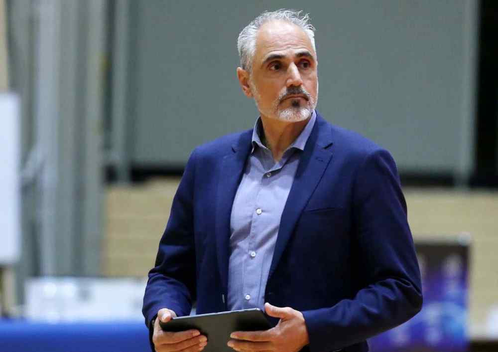 &Tau;&omicron; ή&theta;&epsilon;&lambda;&epsilon; &pi;&omicron;&lambda;&upsilon;