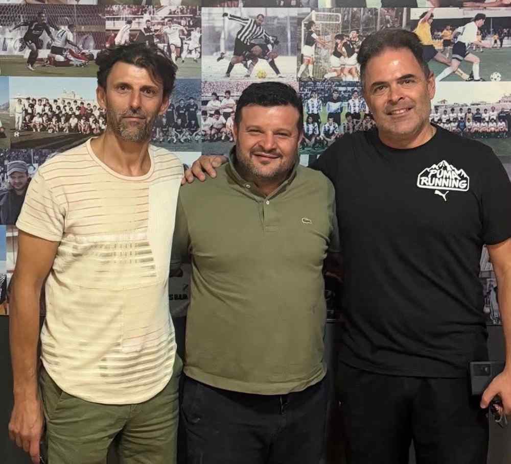 &Epsilon;&nu;&theta;&omicron;&upsilon;&sigma;&iota;&alpha;&sigma;&mu;έ&nu;&omicron;&sigmaf; &mu;&epsilon; &tau;&omicron;&nu; &Sigma;&tau;έ&lambda;&iota;&omicron; &Beta;&epsilon;&nu;&epsilon;&tau;ί&delta;&eta;, &omicron; &Nu;ί&kappa;&omicron;&sigmaf; &Tau;&sigma;&alpha;&mu;&pi;&omicron;&upsilon;&rho;ά&kappa;&eta;&sigmaf;!