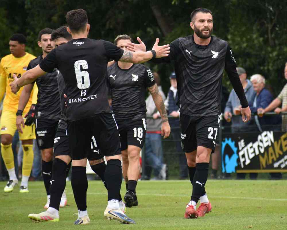 &Omicron;&iota; &gamma;&kappa;&omicron;&lambda;ά&rho;&epsilon;&sigmaf; &tau;&omicron;&upsilon; &Omicron;&Phi;&Eta; &mu;&epsilon; &tau;&eta;&nu; AZ &Alpha;&lambda;&kappa;&mu;ά&alpha;&rho; (VIDEO)