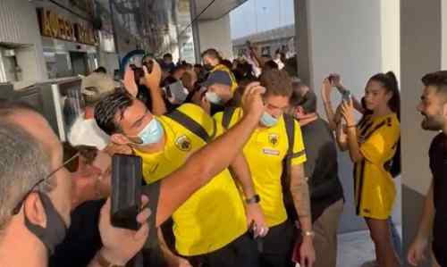 &Upsilon;&pi;&omicron;&delta;&omicron;&chi;ή &sigma;&tau;&eta;&nu; &Alpha;&Epsilon;&Kappa; &alpha;&pi;&omicron; &phi;ί&lambda;&omicron;&upsilon;&sigmaf; &tau;&eta;&sigmaf; &sigma;&tau;&eta;&nu; &Kappa;&rho;ή&tau;&eta; (VIDEO)
