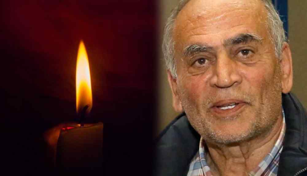 &Epsilon;&rho;&alpha;&sigma;&iota;&tau;έ&chi;&nu;&eta;&sigmaf; &Omicron;&Phi;&Eta;: "&Omicron; &Mu;&alpha;&nu;ώ&lambda;&eta;&sigmaf; &Delta;&alpha;&nu;&delta;&omicron;&upsilon;&lambda;ά&kappa;&eta;&sigmaf;, έ&gamma;&rho;&alpha;&psi;&epsilon; &iota;&sigma;&tau;&omicron;&rho;ί&alpha;..."