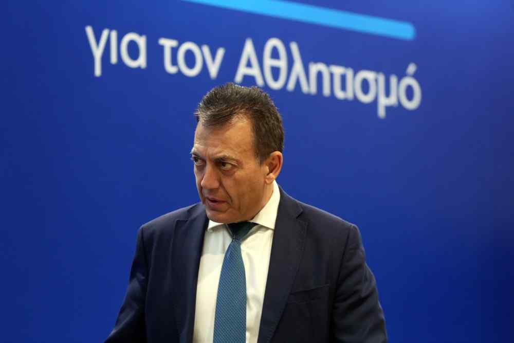 &Sigma;&tau;&omicron; &Eta;&rho;ά&kappa;&lambda;&epsilon;&iota;&omicron; &omicron; &Gamma;&iota;ά&nu;&nu;&eta;&sigmaf; &Beta;&rho;&omicron;ύ&tau;&sigma;&eta;&sigmaf;-&Theta;&alpha; &alpha;&nu;&alpha;&gamma;&gamma;&epsilon;ί&lambda;&epsilon;&iota; &kappa;ά&tau;&iota; &epsilon;&upsilon;&chi;ά&rho;&iota;&sigma;&tau;&omicron; &omicron; &Upsilon;&pi;&omicron;&upsilon;&rho;&gamma;ό&sigmaf;;