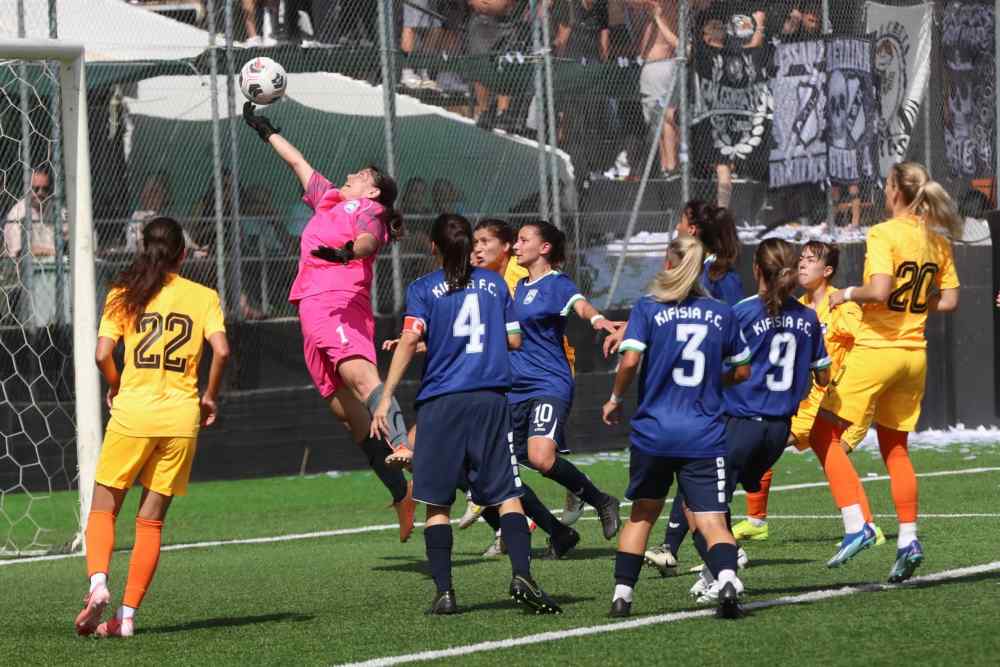&Pi;&rho;&epsilon;&mu;&iota;έ&rho;&alpha; &mu;&epsilon; &nu;ί&kappa;&eta; &mu;&epsilon; 2-0 &kappa;&alpha;&iota; 4 &delta;&omicron;&kappa;ά&rho;&iota;&alpha; &gamma;&iota;&alpha; &tau;&alpha; &kappa;&omicron;&rho;ί&tau;&sigma;&iota;&alpha; &tau;&omicron;&upsilon; &Omicron;&Phi;&Eta;