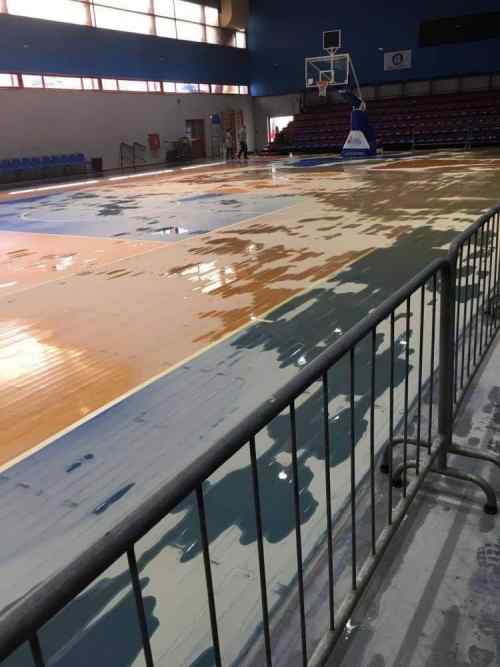 &Delta;&epsilon;&nu; &gamma;&lambda;ύ&tau;&omega;&sigma;&epsilon; &tau;&omicron; &kappa;&lambda;&epsilon;&iota;&sigma;&tau;ό &gamma;&upsilon;&mu;&nu;&alpha;&sigma;&tau;ή&rho;&iota;&omicron; &Chi;&epsilon;&rho;&sigma;&omicron;&nu;ή&sigma;&omicron;&upsilon;: &Tau;&omicron; &nu;&epsilon;&rho;ό &sigma;&kappa;έ&pi;&alpha;&sigma;&epsilon; &tau;&omicron; &pi;&alpha;&rho;&kappa;έ