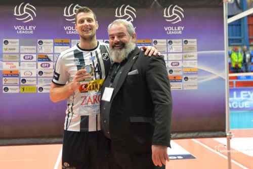 M&alpha;&tau;έ&iota; &Mu;&iota;&chi;&alpha;ί&lambda;&omicron;&beta;&iota;&tau;&sigmaf;: MVP &tau;&omicron; &kappa;&alpha;&nu;ό&nu;&iota; &tau;&omicron;&upsilon; &Omicron;&Phi;&Eta;