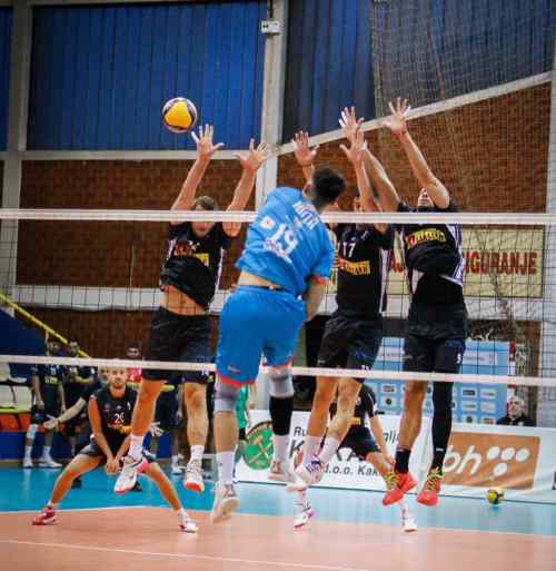 &Zeta;&Omega;&Nu;&Tau;&Alpha;&Nu;&Alpha; &eta; &tau;&rho;ί&tau;&eta; &mu;ά&chi;&eta; &tau;&omicron;&upsilon; &Omicron;&Phi;&Eta; &sigma;&tau;&omicron; &Beta;&alpha;&lambda;&kappa;&alpha;&nu;&iota;&kappa;ό &Kappa;ύ&pi;&epsilon;&lambda;&lambda;&omicron; (LIVE STREAMING)