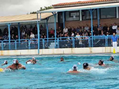 &Pi;&alpha;&iota;&chi;&nu;ί&delta;&iota; &theta;&rho;ί&lambda;&epsilon;&rho; &mu;&epsilon; ή&tau;&tau;&alpha; &tau;&omicron;&upsilon; &Omicron;&Phi;&Eta; 17-16 &alpha;&pi;&omicron; &tau;&omicron;&nu; &Alpha;&Omicron;&Alpha;&Nu;