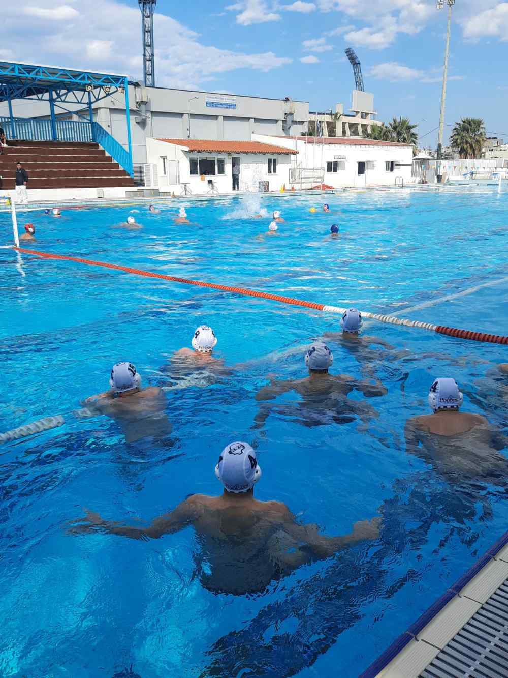 &Zeta;&omega;&nu;&tau;&alpha;&nu;ό&sigmaf; &gamma;&iota;&alpha; &tau;&alpha; &pi;&lambda;έ&iota;-&omicron;&phi; &omicron; &Omicron;&Phi;&Eta; &mu;&epsilon; &mu;&epsilon;&gamma;ά&lambda;&omicron; &delta;&iota;&pi;&lambda;ό &sigma;&tau;&omicron; &Gamma;έ&rho;&alpha;&kappa;&alpha;