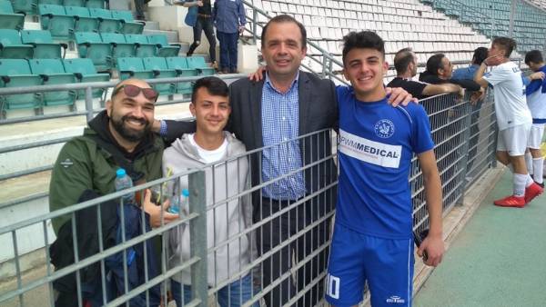 &Upsilon;&pi;&epsilon;&rho;ή&phi;&alpha;&nu;&omicron;&sigmaf; &pi;&alpha;&tau;έ&rho;&alpha;&sigmaf; &omicron; &Beta;&alpha;&sigma;ί&lambda;&eta;&sigmaf; &Zeta;&eta;&delta;&iota;&alpha;&nu;ά&kappa;&eta;&sigmaf;!
