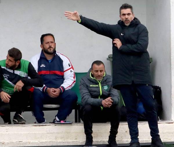 &Omicron; &Gamma;&iota;&omicron;ύ&chi;&tau;&alpha;&sigmaf; &pi;&rho;&omega;&tau;&omicron;&pi;&omicron;&rho;&epsilon;ί: &Mu;&epsilon; &Pi;ί&tau;&sigma;&omicron; &kappa;&alpha;&iota; &tau;&omicron;&upsilon; &chi;&rho;ό&nu;&omicron;&upsilon; &sigma;&tau;&omicron;&nu; &pi;ά&gamma;&kappa;&omicron;!