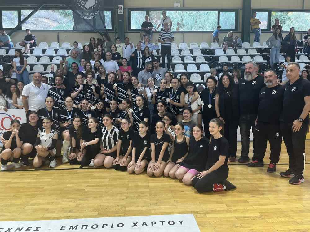 &Alpha;&theta;&lambda;&omicron;&sigmaf; &gamma;&iota;&alpha; &tau;&alpha; &kappa;&omicron;&rho;ί&tau;&sigma;&iota;&alpha;