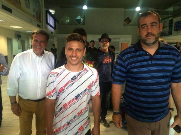 &Omicron; &Pi;&lambda;&alpha;&tau;έ&lambda;&lambda;&alpha;&sigmaf; &kappa;&alpha;&iota; &omicron;&iota; &upsilon;&psi;&eta;&lambda;&omicron;ί &sigma;&tau;ό&chi;&omicron;&iota; &pi;&omicron;&upsilon; &theta;έ&tau;&epsilon;&iota; &mu;&epsilon; &tau;&omicron;&nu; &Omicron;&Phi;&Eta; (&Phi;&Omega;&Tau;&Omicron;&Gamma;&Rho;&Alpha;&Phi;&Iota;&Epsilon;&Sigma;)