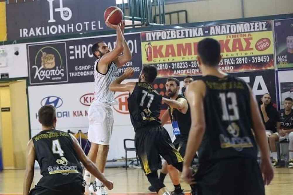 &Tau;&alpha; &epsilon;&xi;' &alpha;&nu;&alpha;&beta;&omicron;&lambda;ή&sigmaf; &pi;&alpha;&iota;&chi;&nu;ί&delta;&iota;&alpha; &tau;&omicron;&upsilon; &Omicron;&Phi;&Eta;