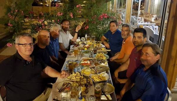 &Tau;&alpha; &epsilon;ί&pi;&epsilon; &mu;&epsilon; &tau;&omicron; &iota;&alpha;&tau;&rho;&iota;&kappa;ό &epsilon;&pi;&iota;&tau;&epsilon;&lambda;&epsilon;ί&omicron; &tau;&omicron;&upsilon; &Omicron;&Phi;&Eta; &omicron; &Nu;ί&kappa;&omicron;&sigmaf; &Pi;&alpha;&pi;&alpha;&delta;ό&pi;&omicron;&upsilon;&lambda;&omicron;&sigmaf;